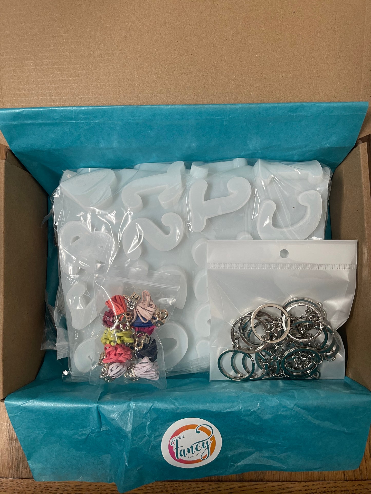 Kit de Accesorios de Resina con molde de alfabeto