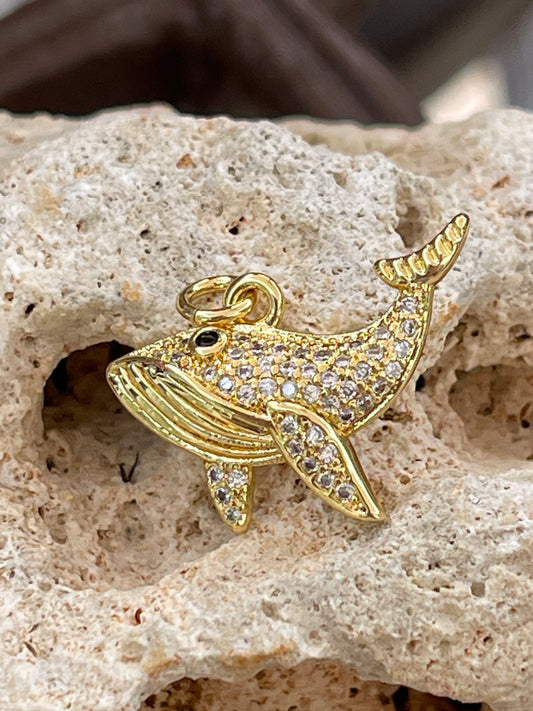 CHARM WHALE 20 MM STAINLESS STEEL GOLD PLATE WITH CUBIC ZIRCONIA