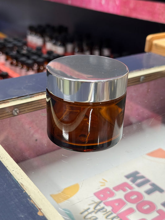 JAR 4 OZ AMBER GLASS WITH SILVER CAP