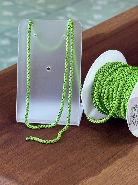 CHAIN BOX VENETIAN LIME 3X2MM PIE