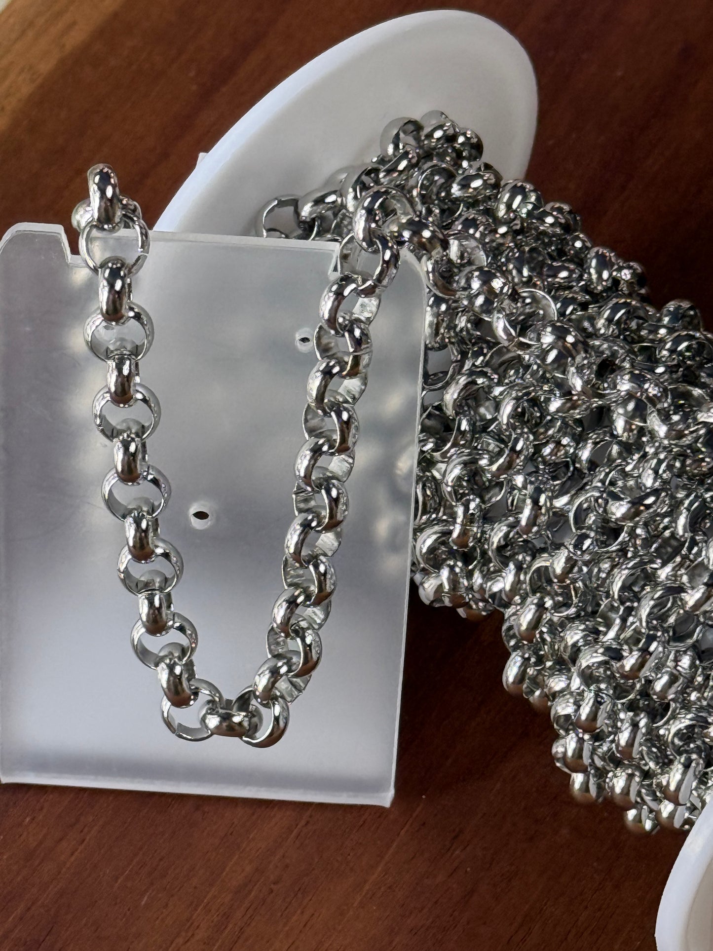 CHAIN STAINLESS STEEL ROLO 8X3MM PER FOOT