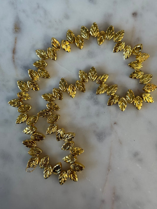 GLASS LEAF BEAD ELECTROPLATED GOLD 11.5X7MM 1 STRAND