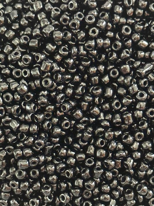 SEED BEAD 8/0 3MM BLACK OPAQUE ROUND 50 GM PACK