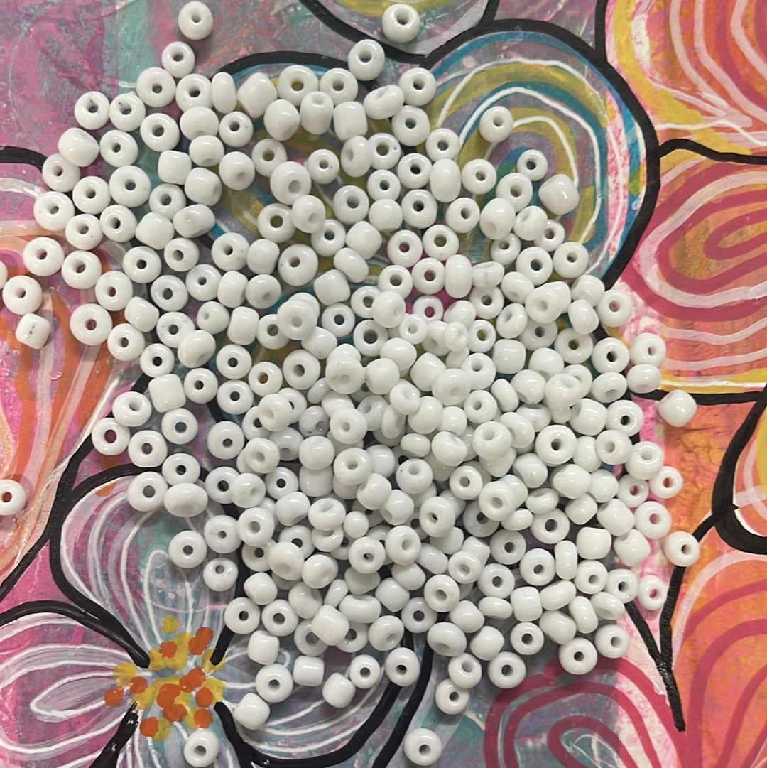 SEED BEAD 6/0 4MM OPAQUE ROUND 45 GRAMS 6 colores