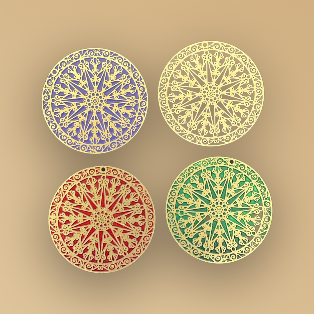 PENDANT ROUND ENAMEL MANDALA MATTE GOLD 40 MM 1 PC