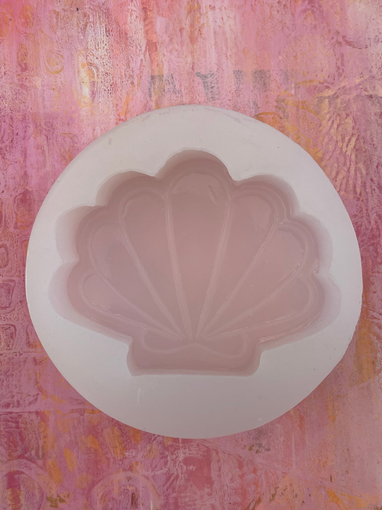 CANDLE PILLAR MOLD SHELL FLAT 9X2 CM 1 PC