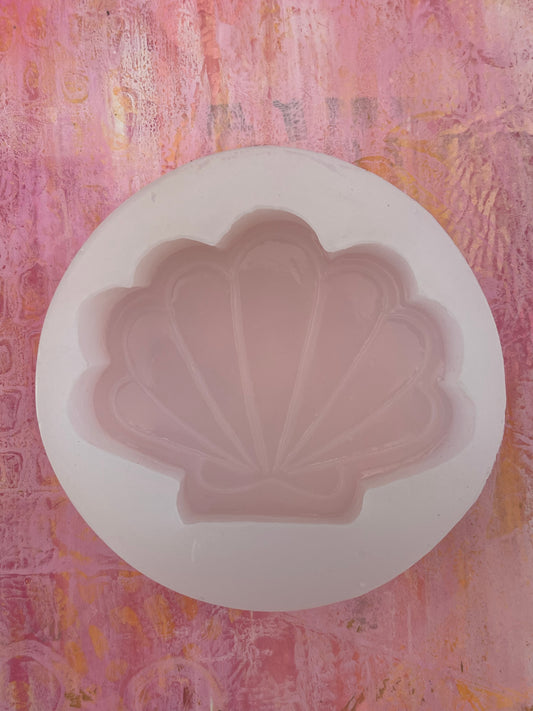 CANDLE MOLD SHELL FLAT 9X2 CM 1 PC