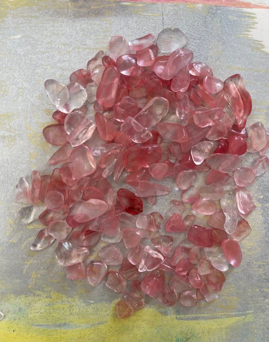 CHERRY QUARTZ GLASS BEADS NO HOLE 50 GRAMS