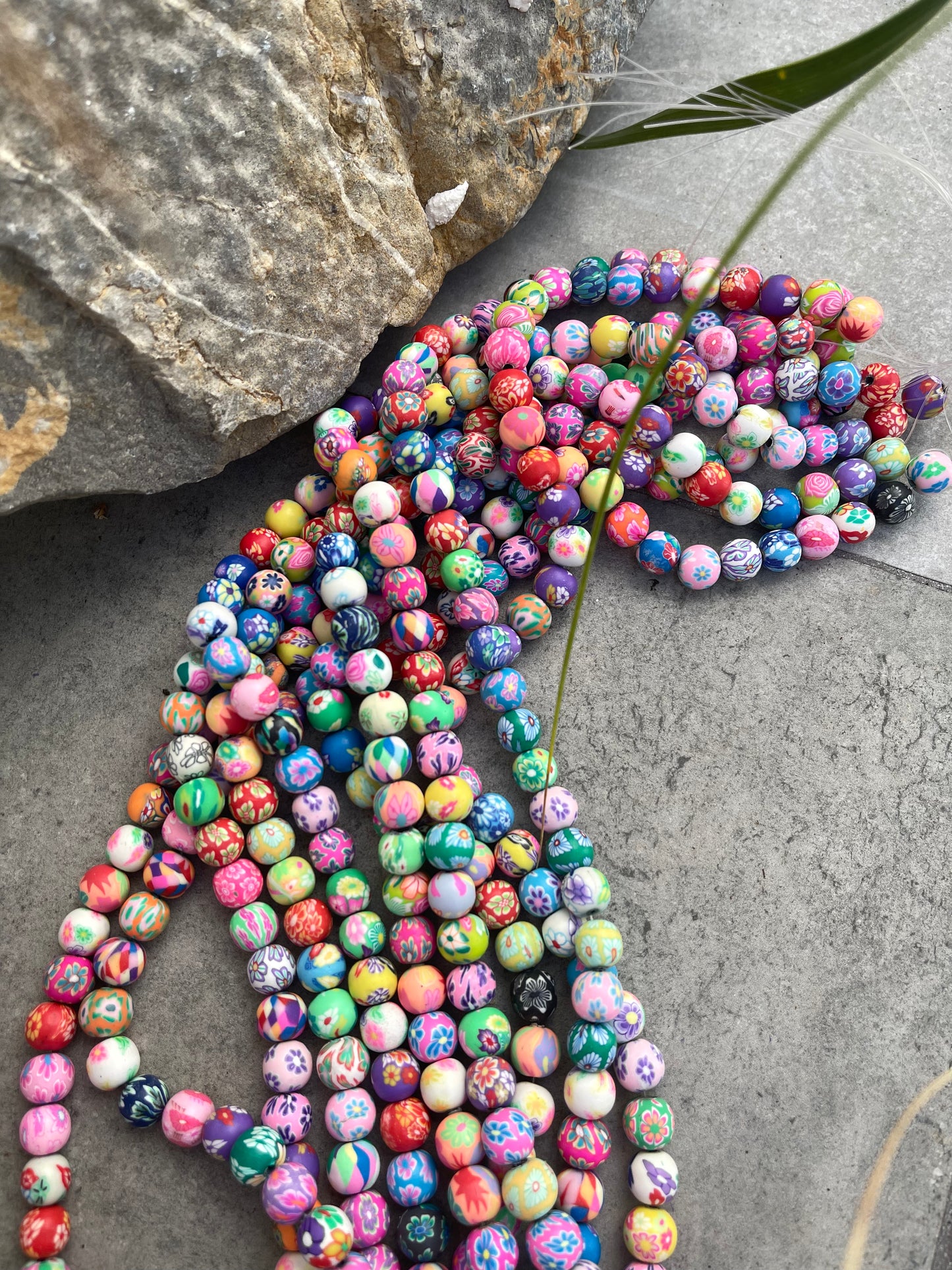 POLYMER CLAY BEAD 10 MM ROUND FLORAL DESIGN 1 STRAND