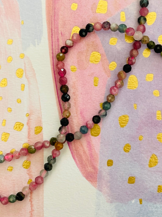 Tourmaline 3 mm strand. Aprox 133 beads per strand. 1 strand