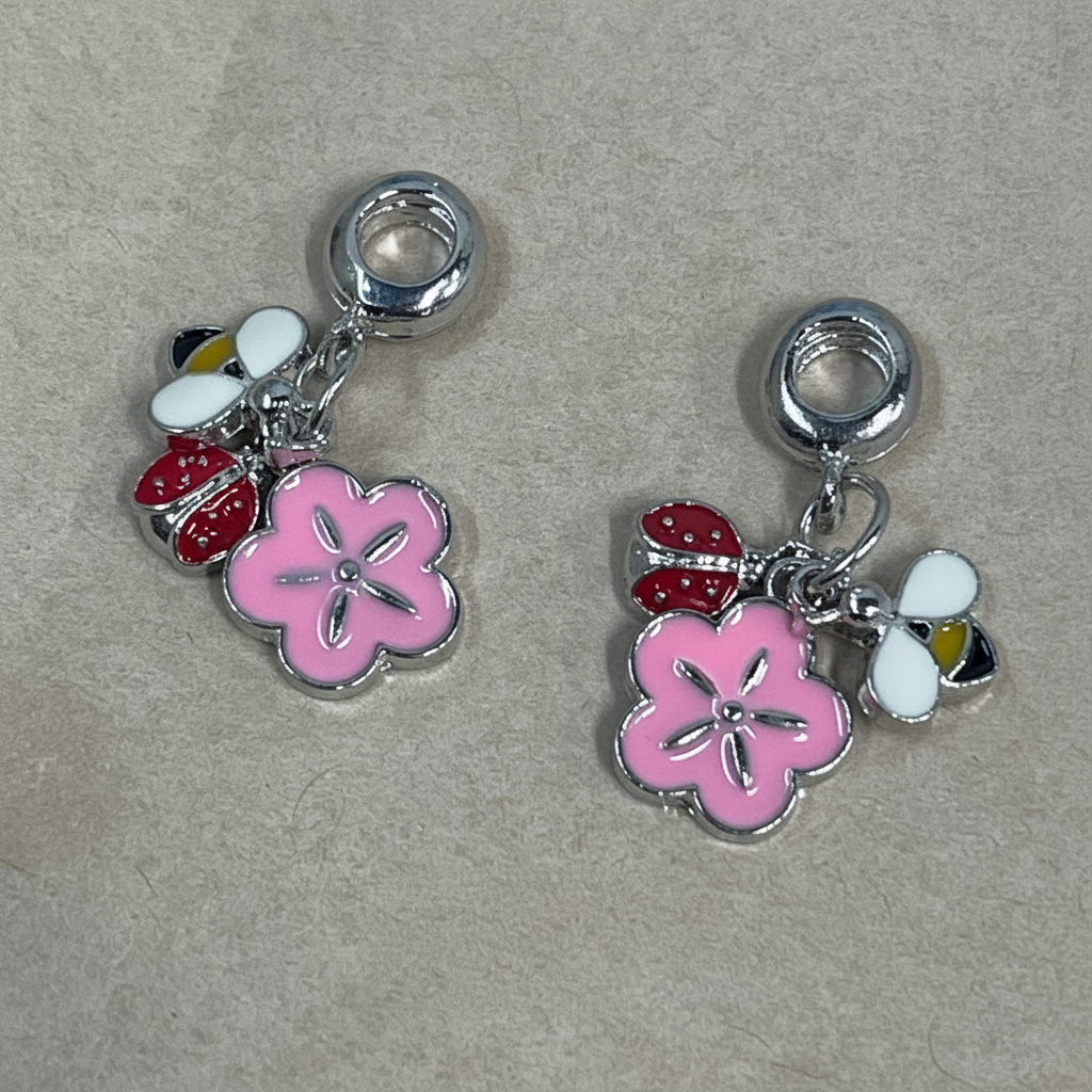 HANGER CHARM PLATINUM ENAMEL FLOWERS AND BUG 2 PC
