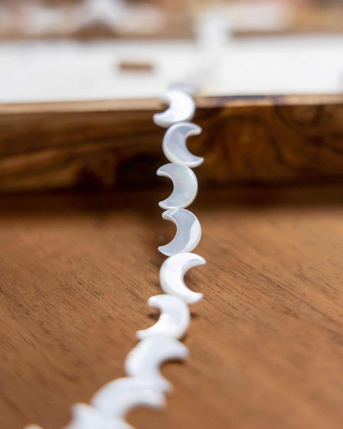 MADREPERLA LUNA 12X9MM 1 STRAND