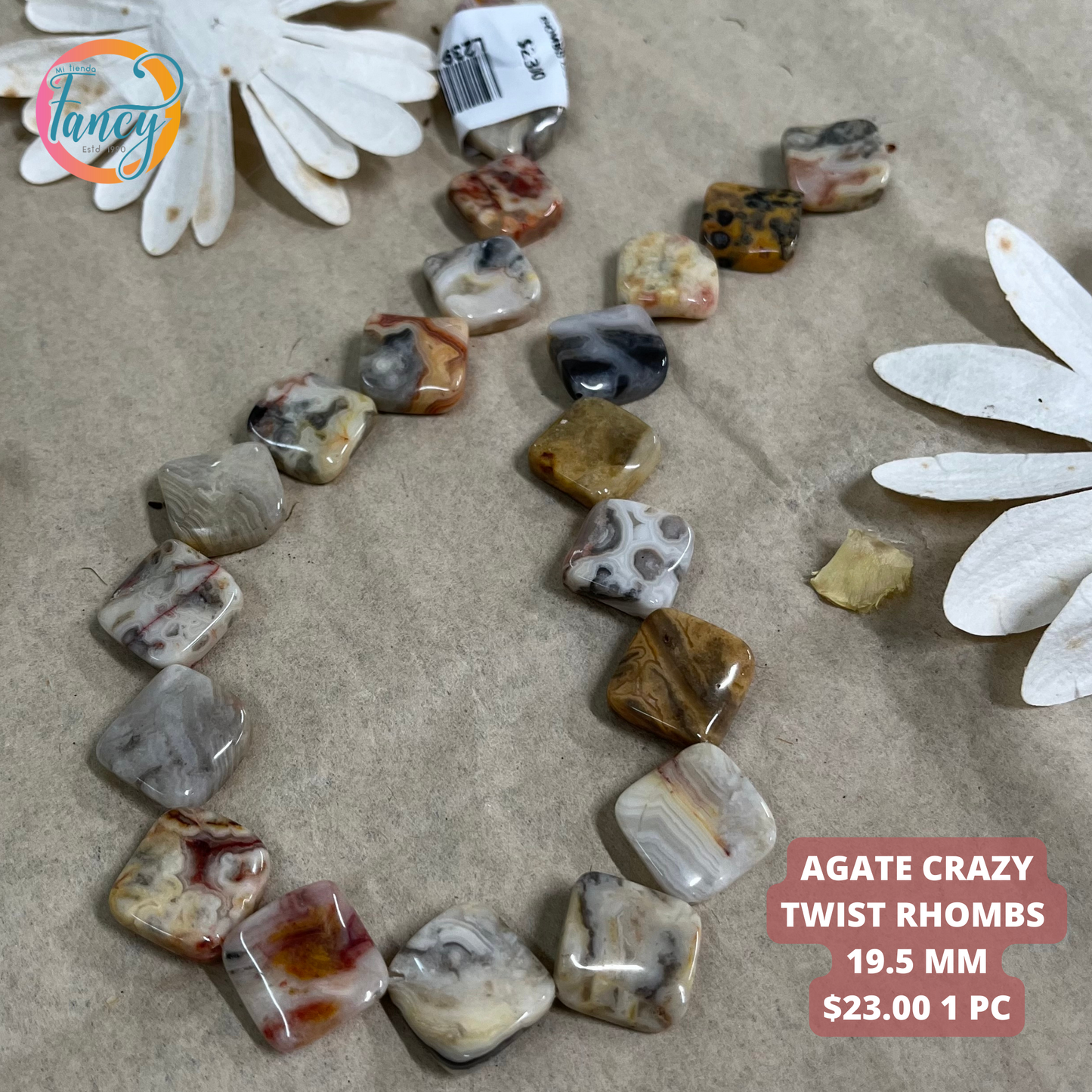 AGATE CRAZY TWIST RHOMBUS 19.5MM