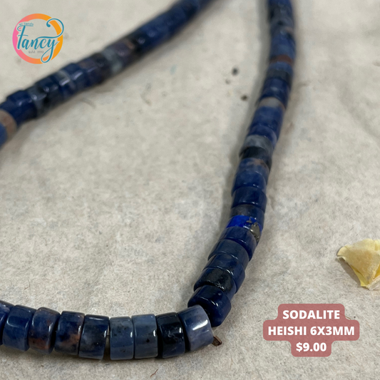 SODALITE HEISHI 6X3MM