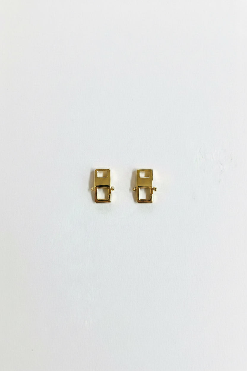 LOBSTER 11x6x3mm 18KT RECTANGULAR 1 PC