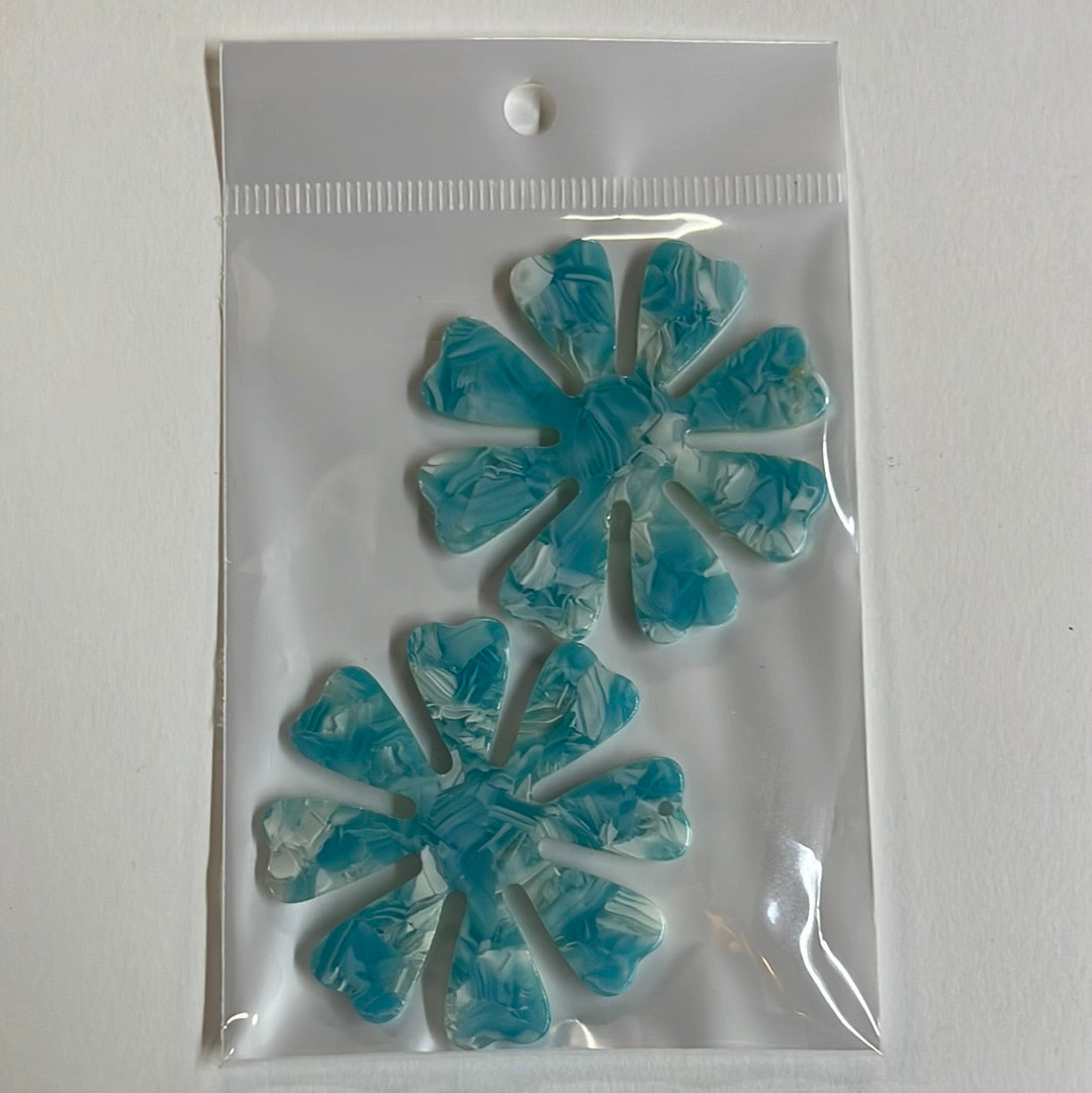 PENDANT DAISY 46MM ACRYLIC TURQUOISE 2 PC