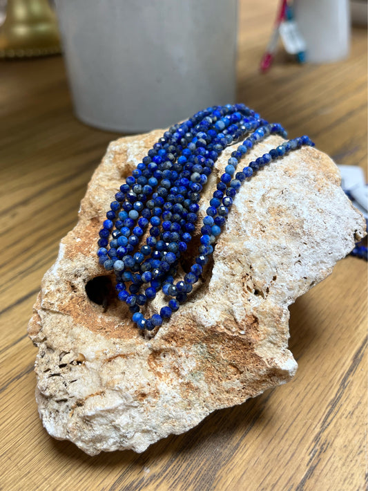 LAPIS LAZULI 3mm Round faceted 1 strand