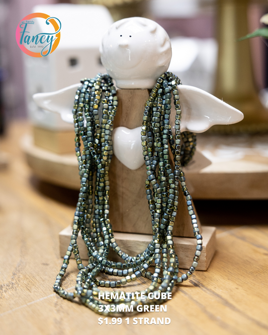 HEMATITE CUBE GREEN 1 STRAND