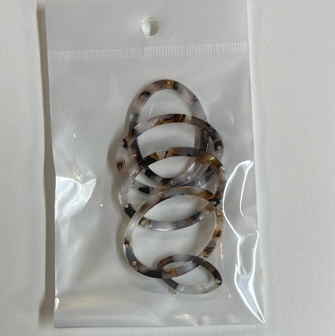 ACETATE PLASTIC PENDANT OVAL 37MM 5PC