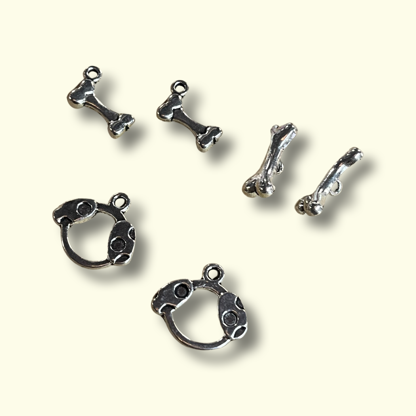 TOGGLE bone 19 x18 mm aluminum antique silver color 2 sets