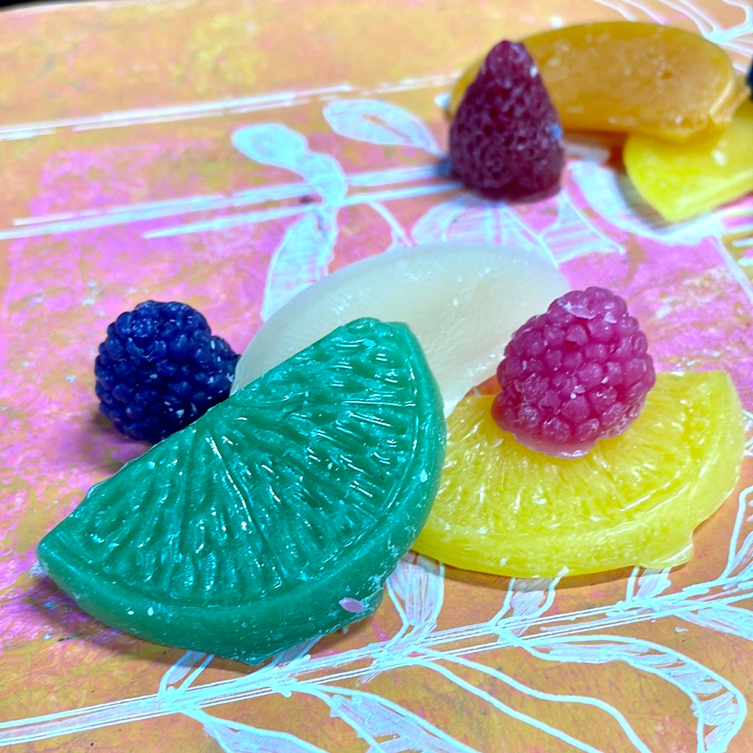 EMBEDS WAX FRUIT 5PC
