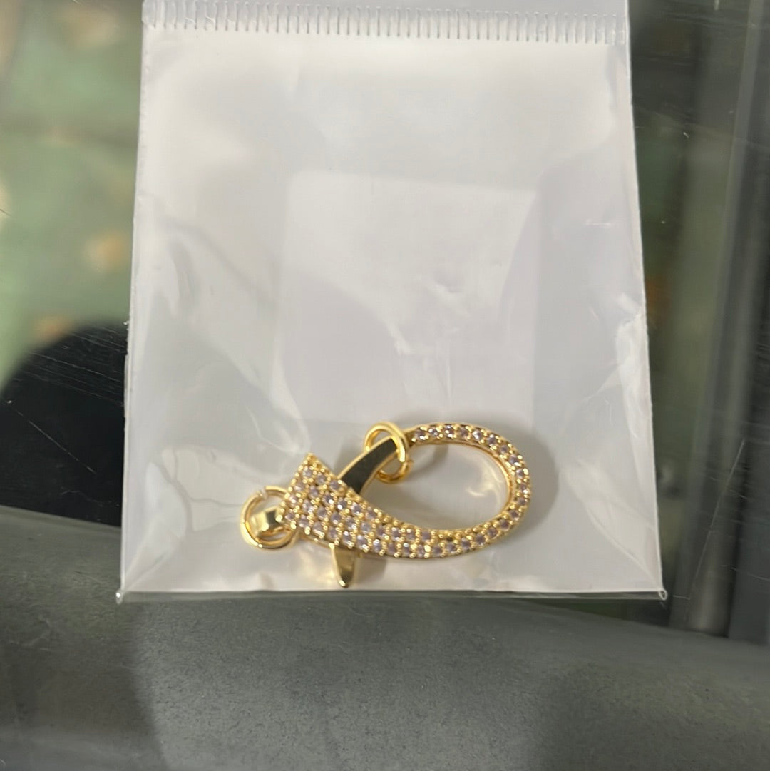 LOBSTER 26x13 mm PAVE GP 18KT 1 pc