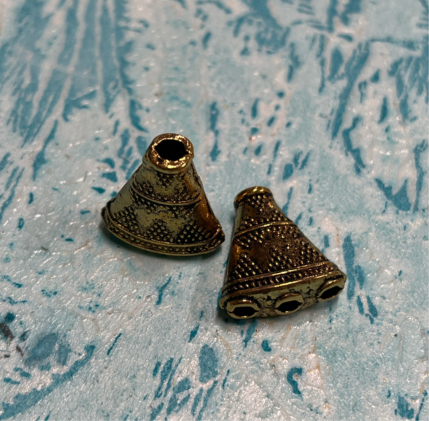 Cone Antique gold