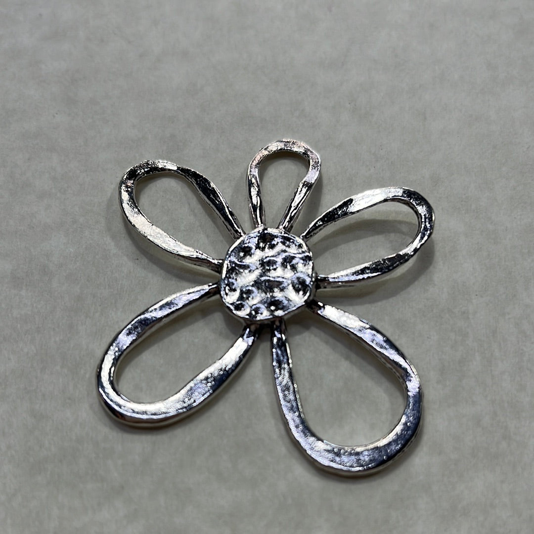 PENDANT 5 PETALS FLOWER ANTIQUE SILVER 51MM  1 PC