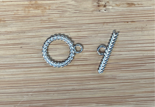 TOGGLE CLASP SST LEAF PATTERN 18X15MM  1 SET