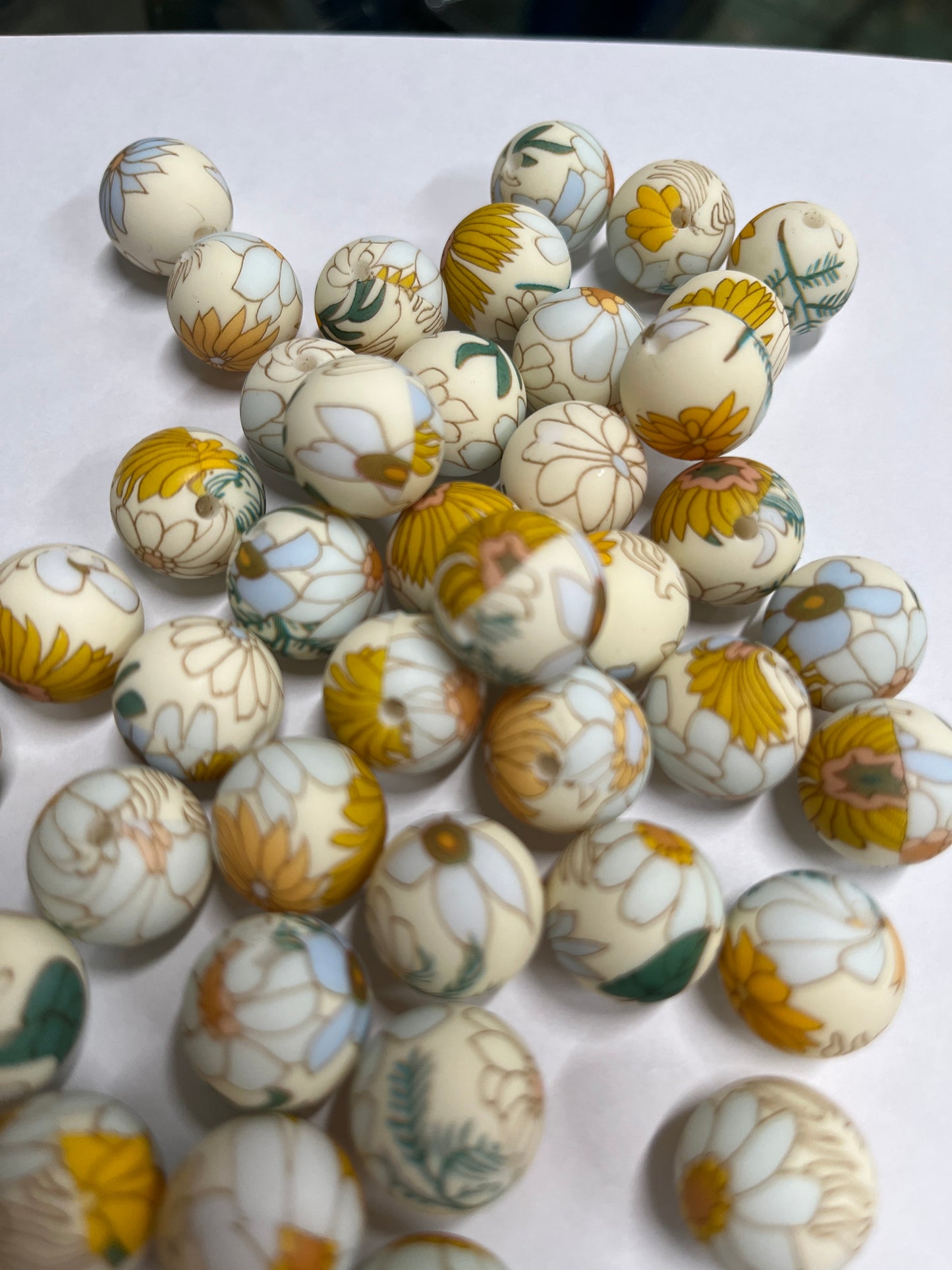Silicone Bead 15mm yellow flowers 10 pc