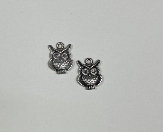 CHARM OWL ANTIQUE SILVER  2 PC