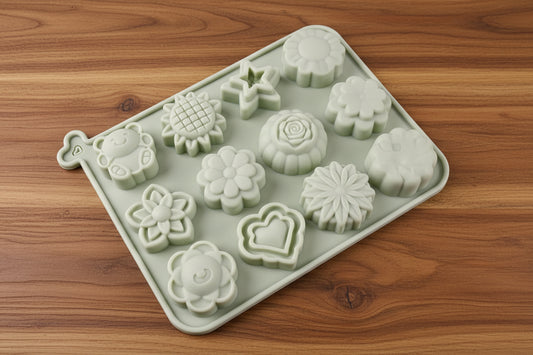 MOLD PETITE CAKES 12 HOLES  MIX FORMS