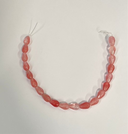 CHERRY QUARTZ GLASS BEAD TEARDROP 10X7MM 1 STRAND