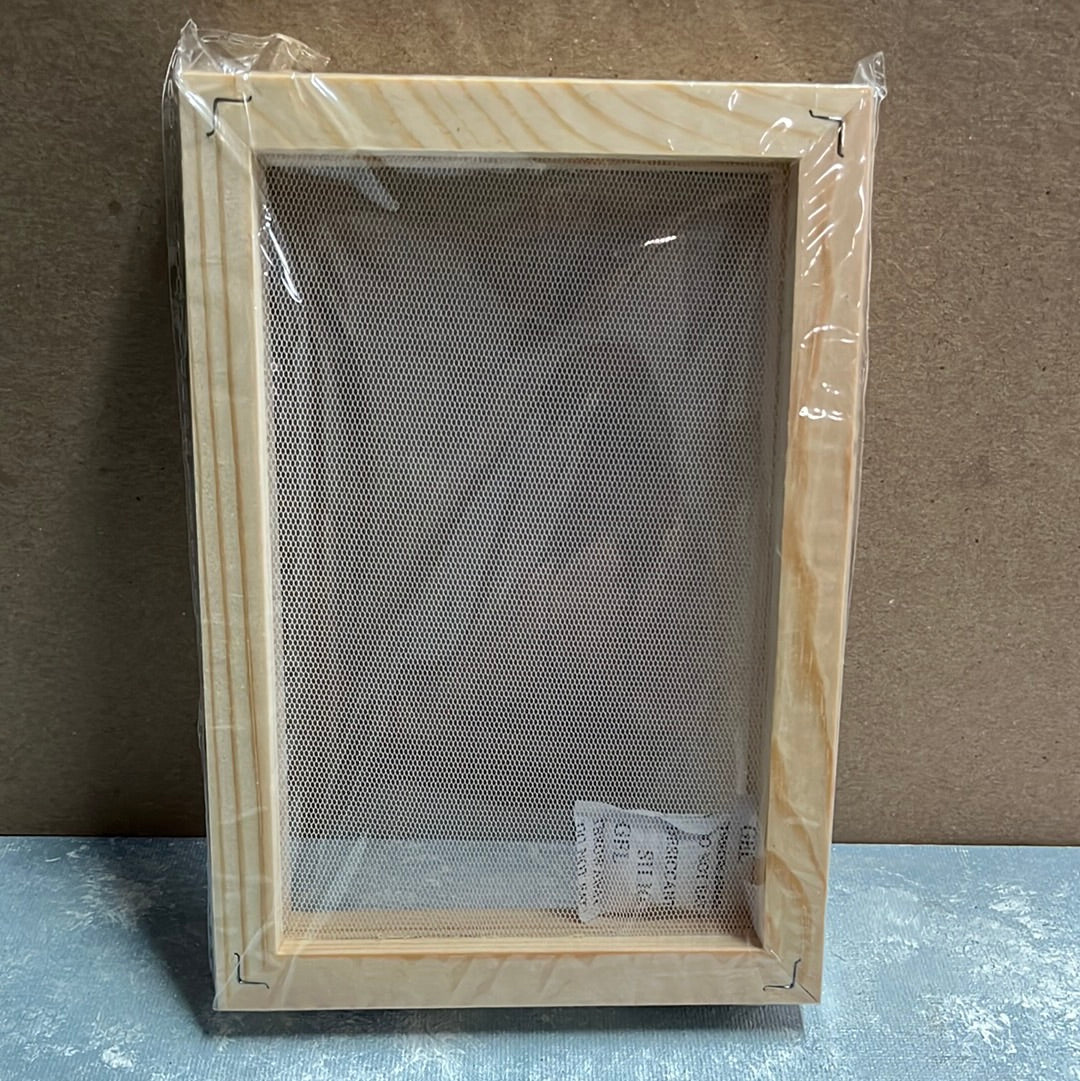 FRAME FOR PAPERMAKING 18X12.7CM
