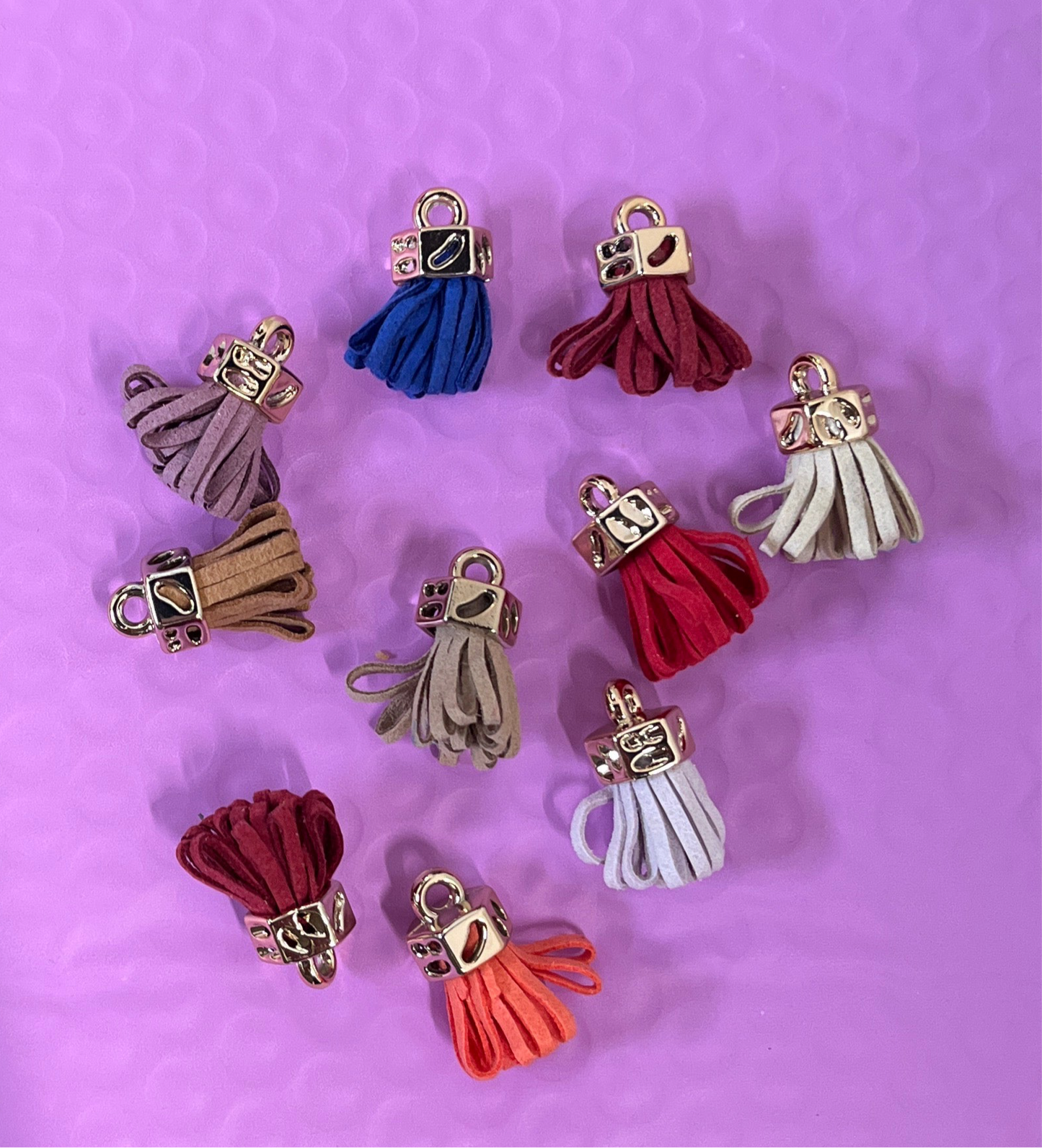 TASSEL FAUX SUEDE MIX COLORS