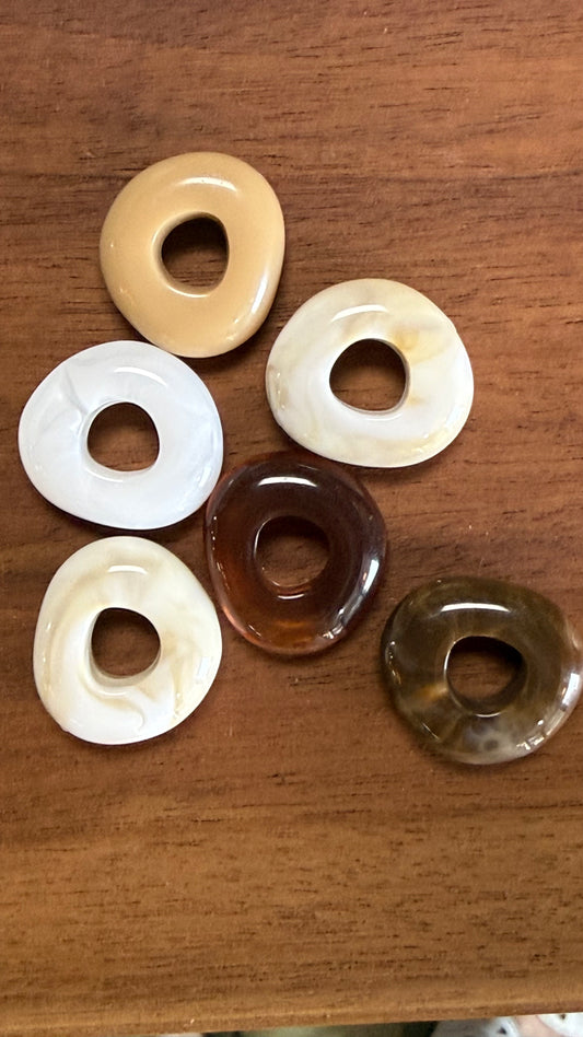 DONUT ACRYLIC BEAD 26MM  2 PC