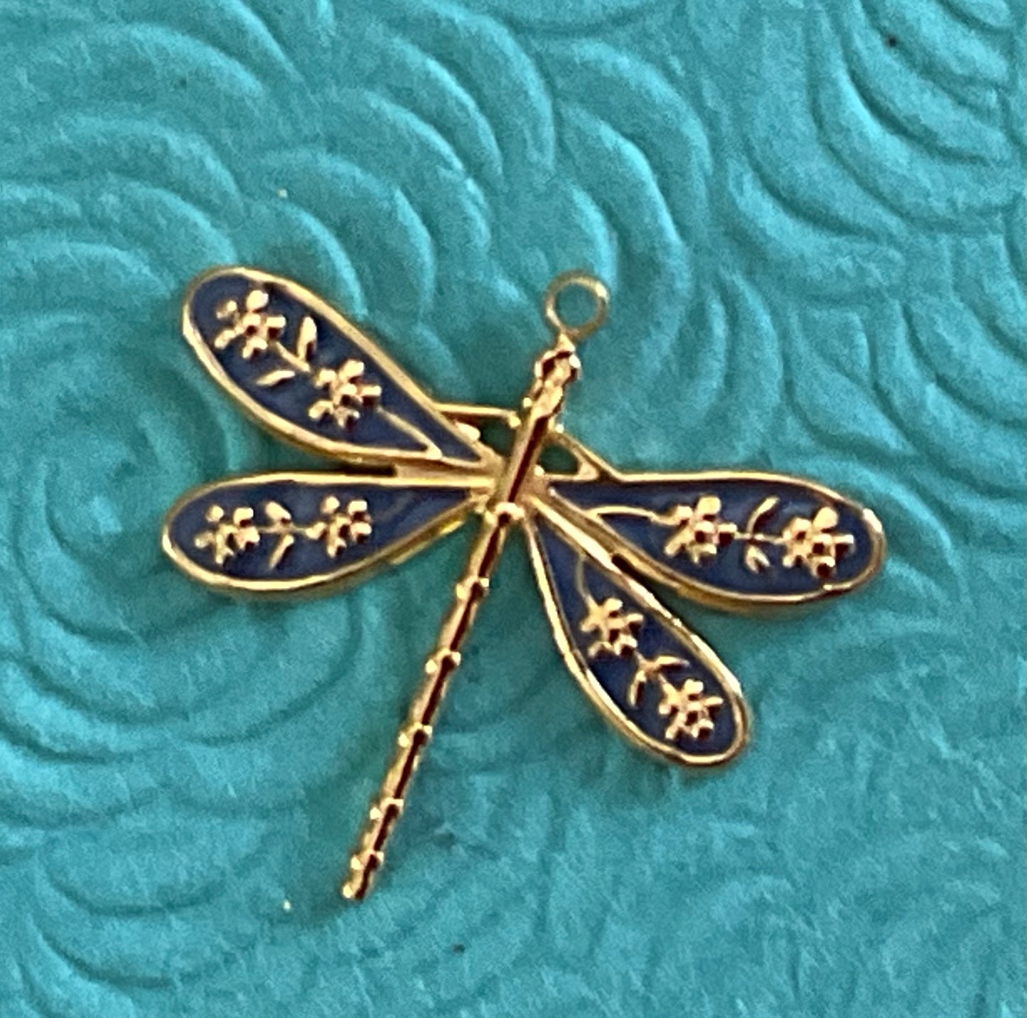 PENDANT DRAGONFLY STAINLESS STEEL GOLD PLATE 18KT 24X27