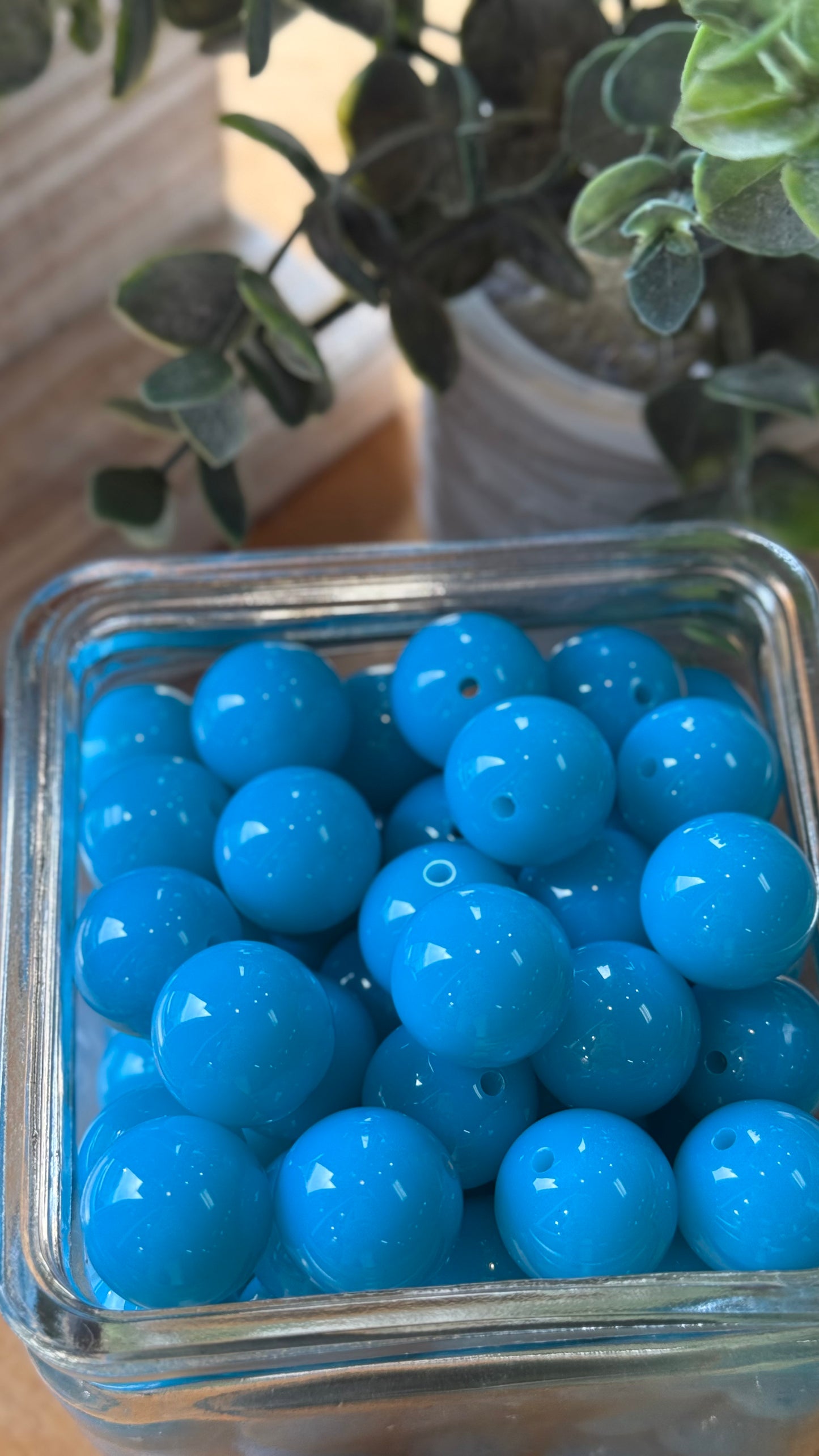 ACRYLIC ROUND BEAD 20 MM HOLE 2-3 MM DODGER BLUE 10 PC