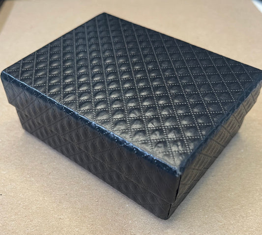 BOX CARDBOARD BLACK  7.5X9.5 CM 1 PC