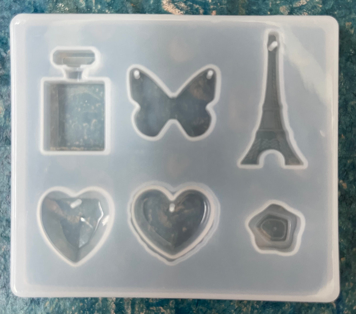 MOLD RESIN EIFFEL TOWER, HEARTS 1 PC