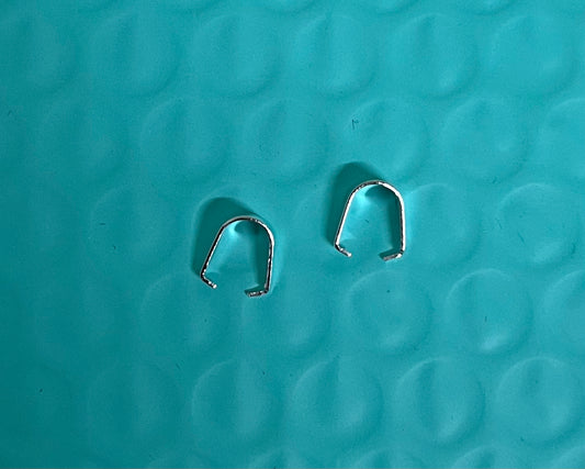 BAIL SNAP ON STAINLES STEEL SILVER PLATED 8X7MM 2 PC