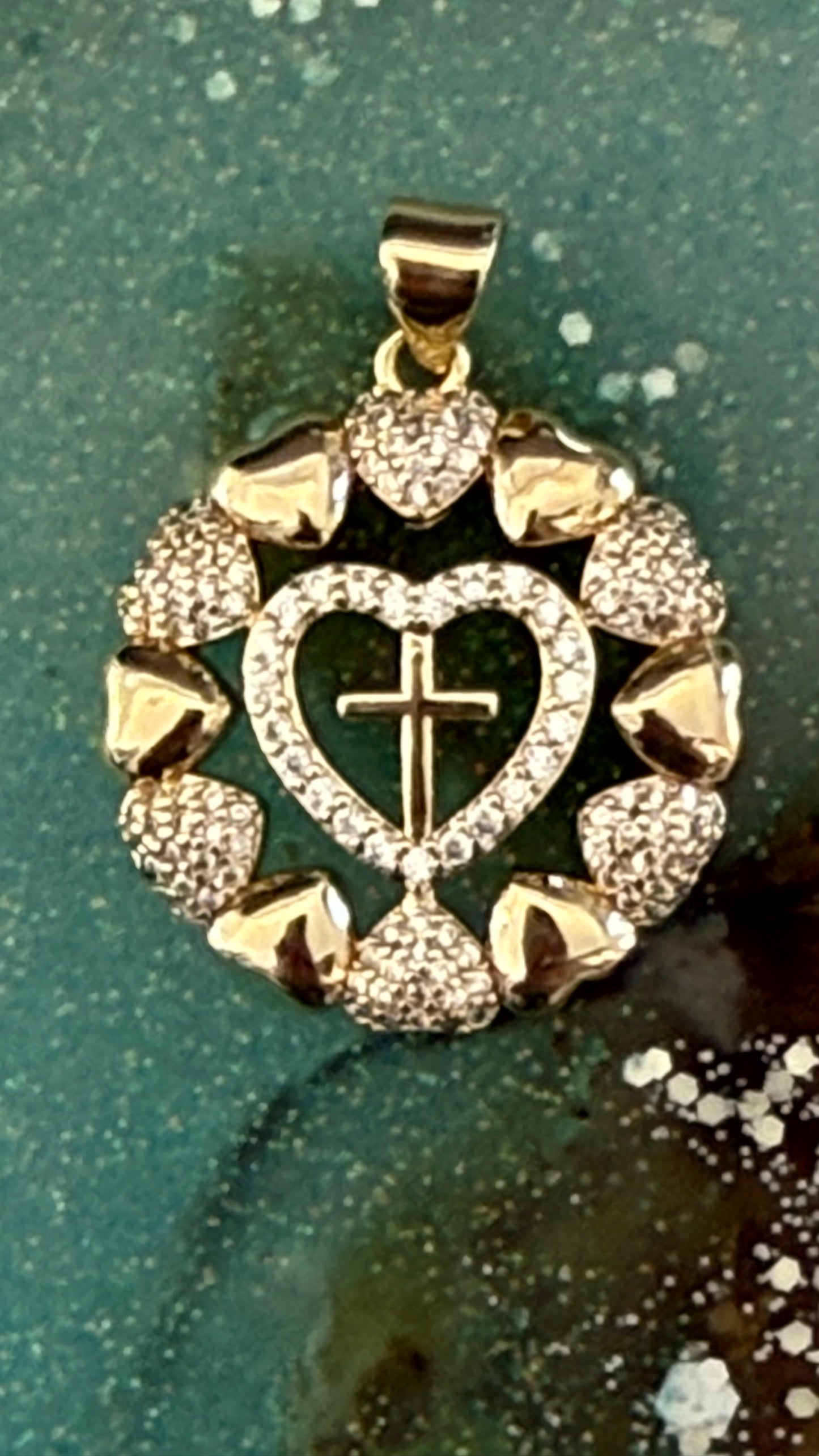 PENDANT SACRED HEART 22X29MM GOLD PLATED 14KT CLEAR ZIRCONIA 1 PC