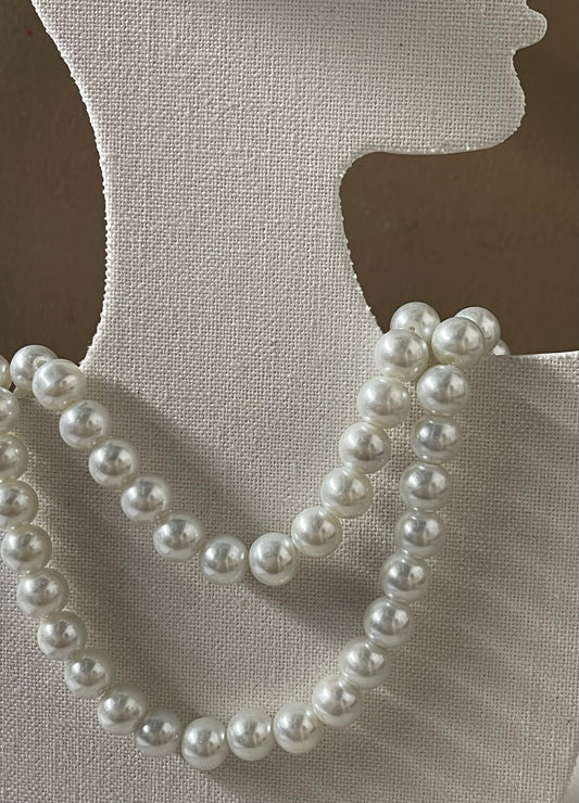 GLASS PEARL 12MM ROUND WHITE 70 PC PER 1 STRAND