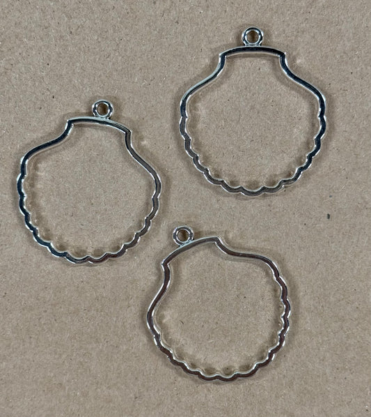 PENDANT BEZEL SHELL PLATINUM 44X39MM  1 PC