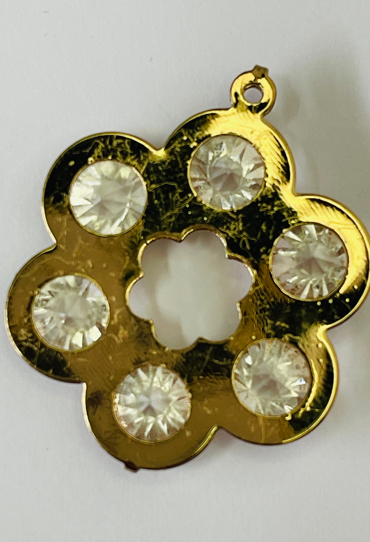 PENDANT FLOWER GOLD PLATE RHINESTONES 37MM 1 PC