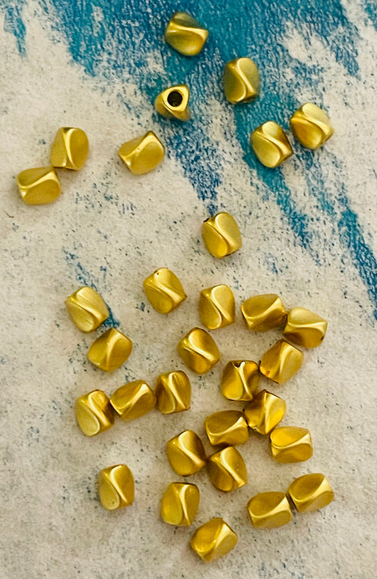 CONNECTOR BEAD TWISTED GOLD PLATE 14 KT MATTE GOLD 5X4MM 10 PC