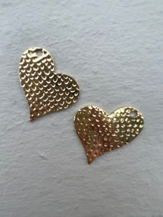 PENDANT HEART GP 18KT HAMMERED 27MM 2PC