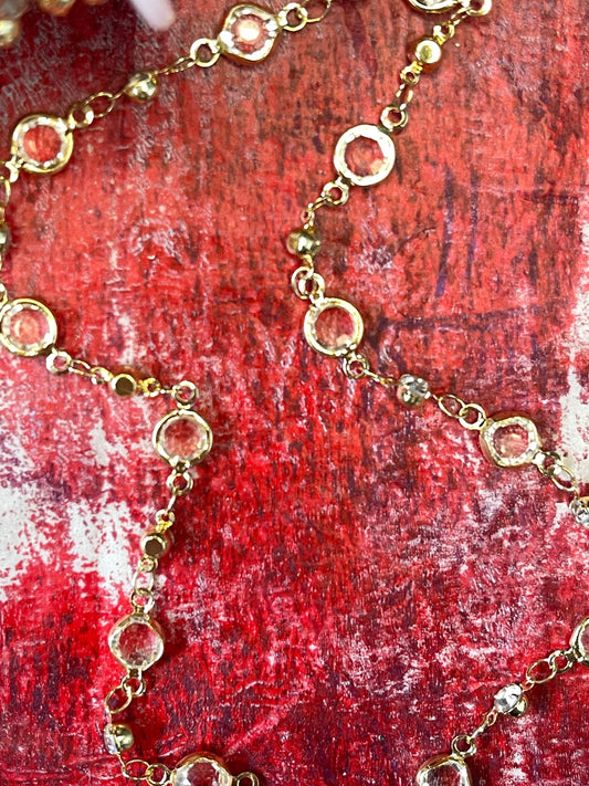 CHAIN BRASS GOLD PLATED WITH RHINESTONES PER FOOT