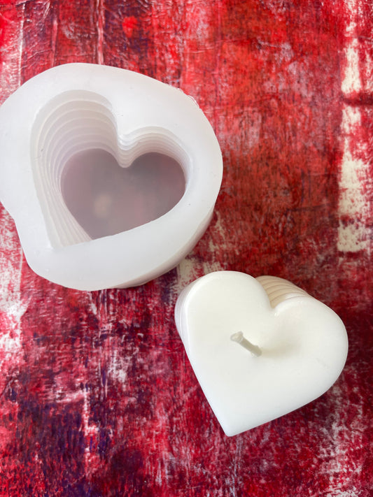 CANDLE MOLD STACKED HEARTS 5X5 CM