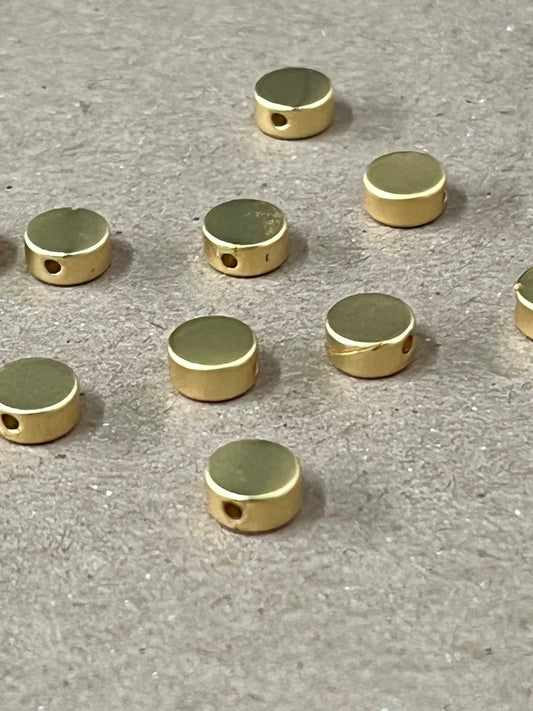 CONNECTOR SPACER BEAD FLAT ROUND GP 14 KT 6X3MM 10 PC